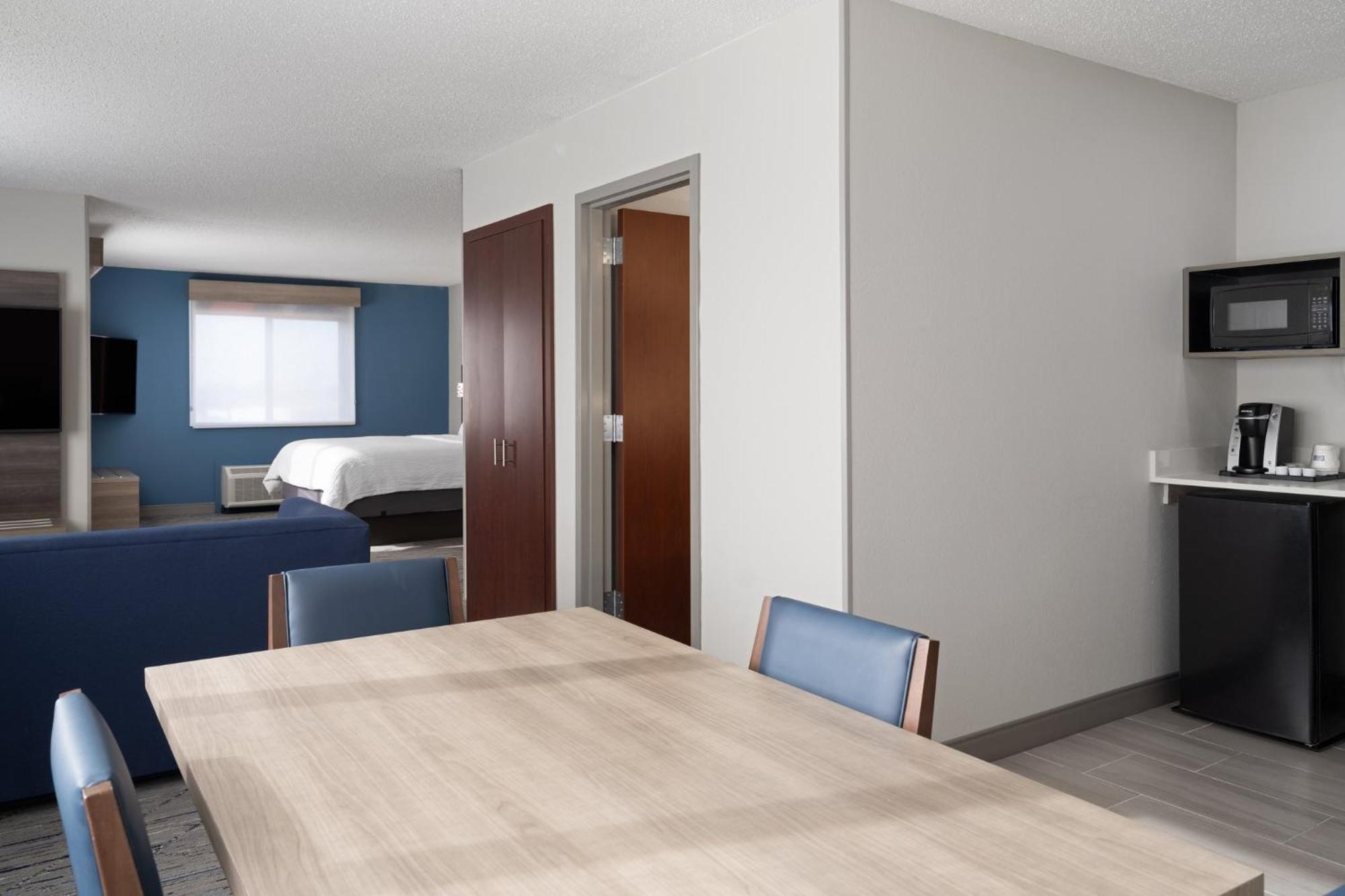 Holiday Inn Express & Suites Midwest City By Ihg Zewnętrze zdjęcie