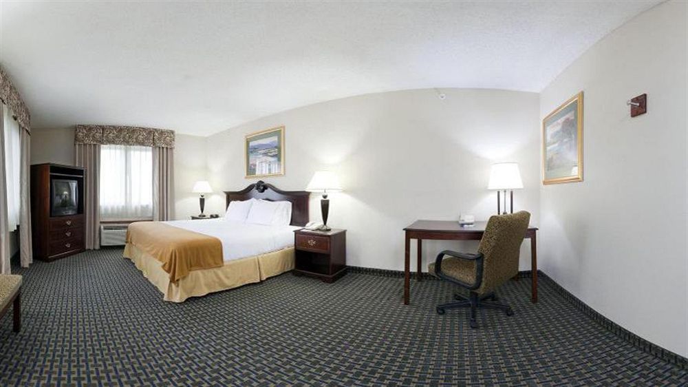 Holiday Inn Express & Suites Midwest City By Ihg Zewnętrze zdjęcie